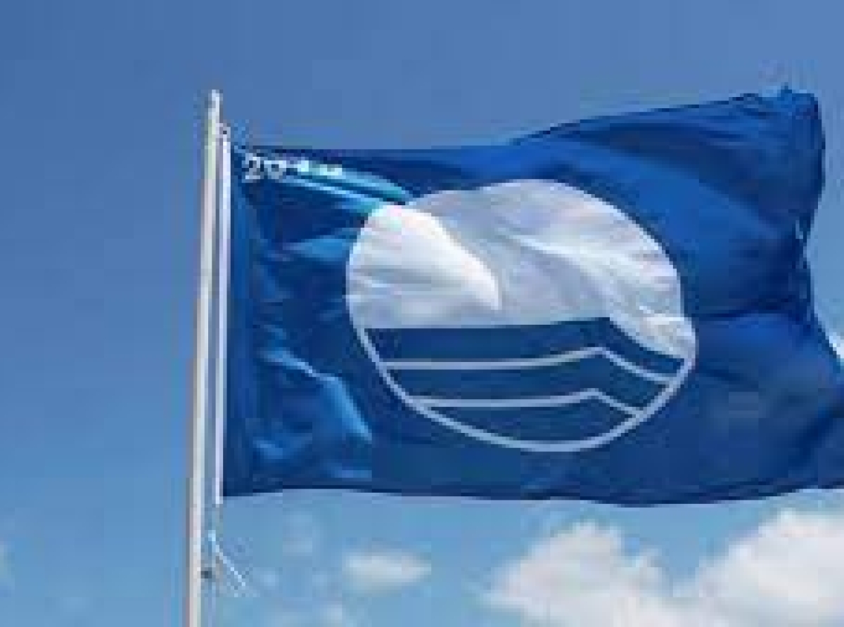 Ο Δήμος Τεμπών βραβεύτηκε με τρεις γαλάζιες σημαίες και φέτος